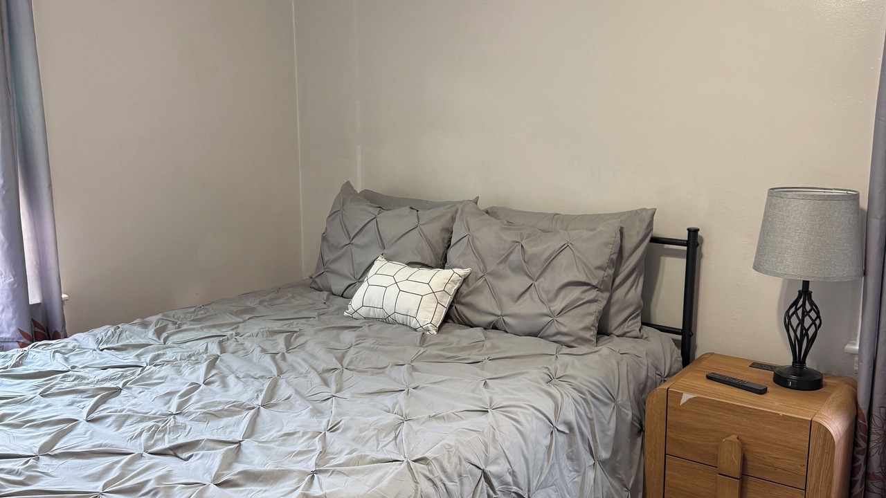 Photo of Bedroom in Enderly Park