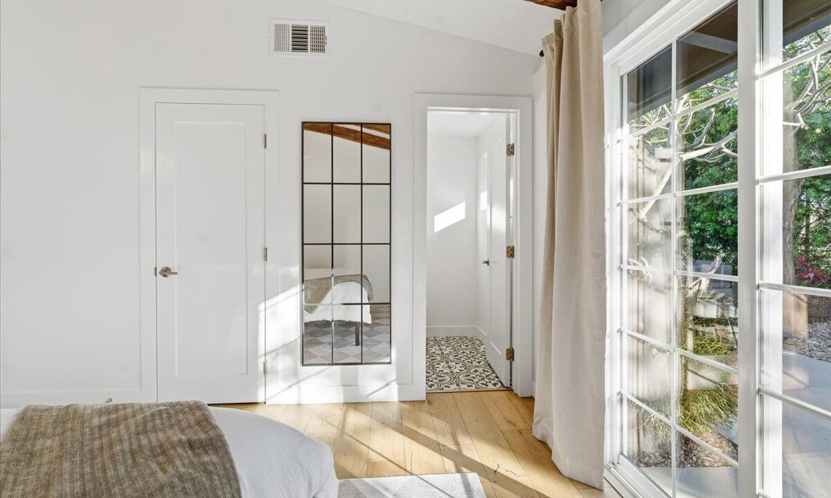 Photo of Bedroom in Fairmount Park