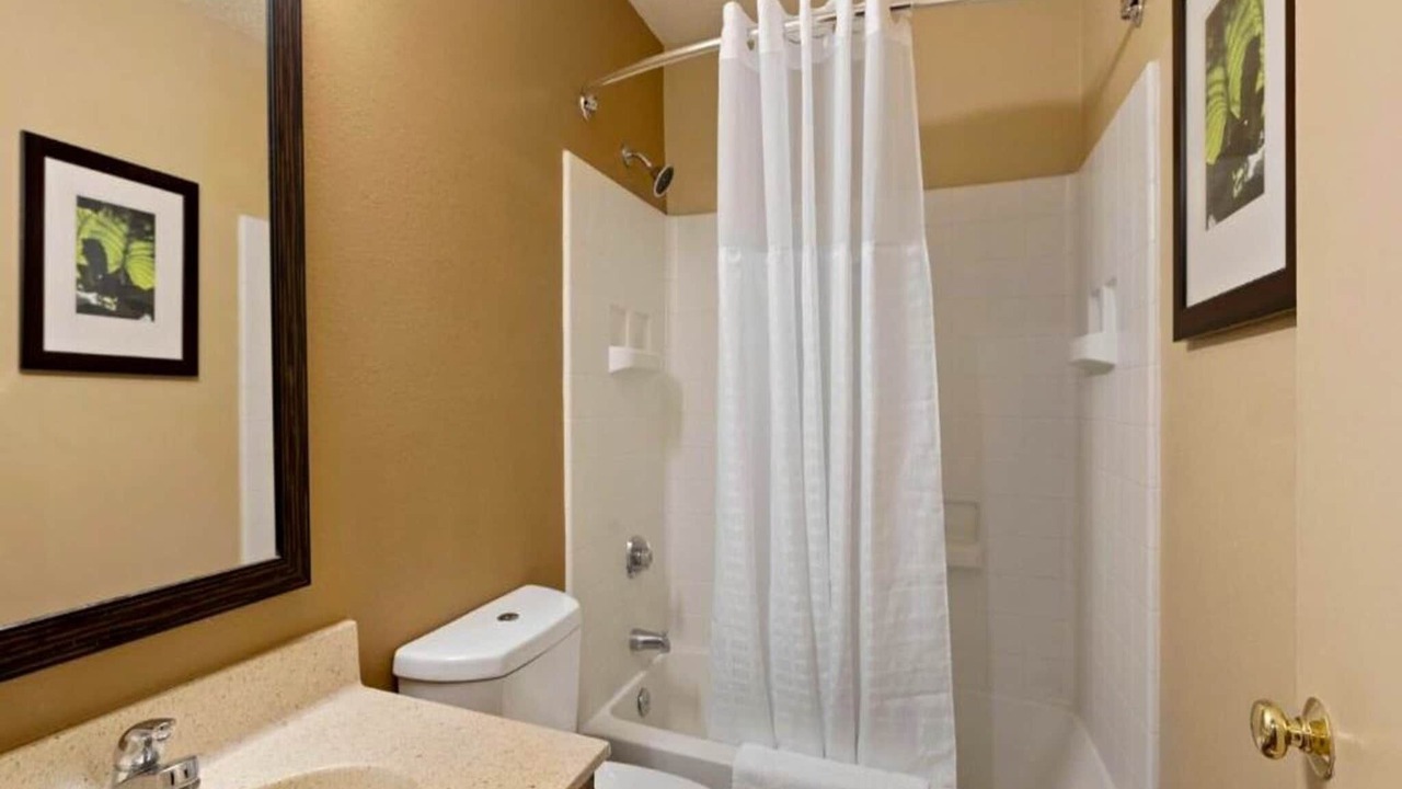 Photo of Bathroom in Executive Park
