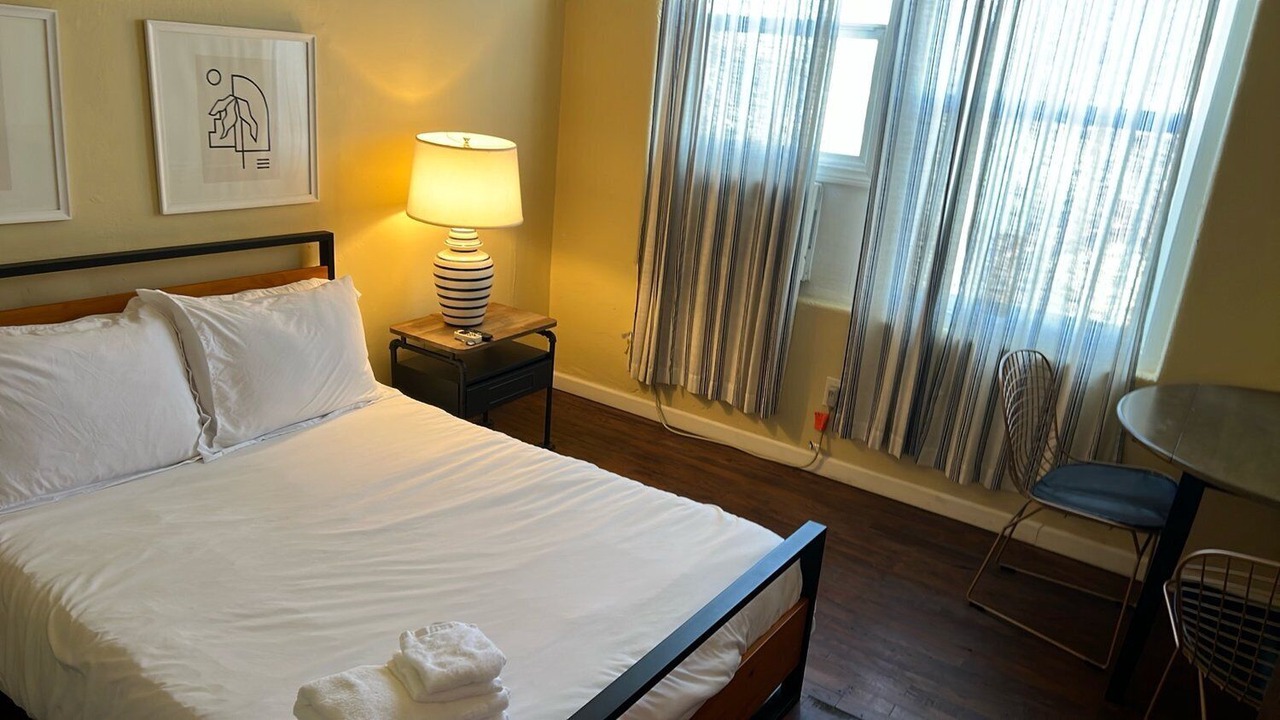 Photo of Bedroom in Westlake