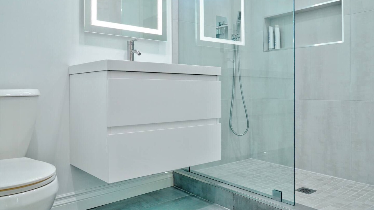 Photo of Bathroom in La Crescenta-Montrose