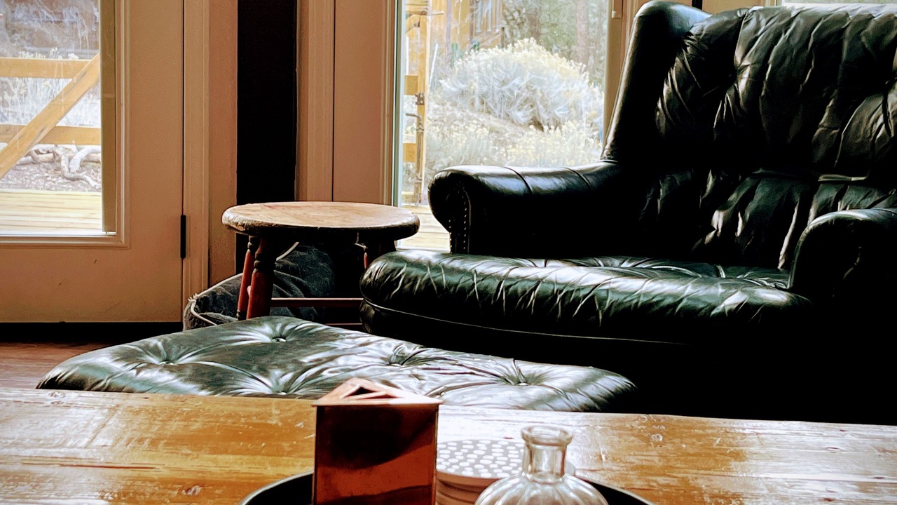 Photo of Livingroom in Frazier Park