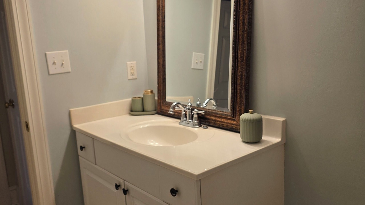 Photo of Bathroom in Raintree