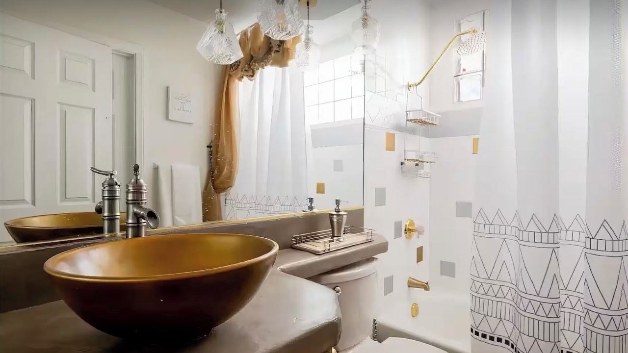Photo of Bathroom in Indian Cove