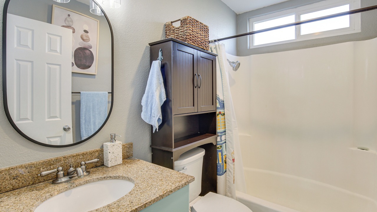 Photo of Bathroom in Mid-City