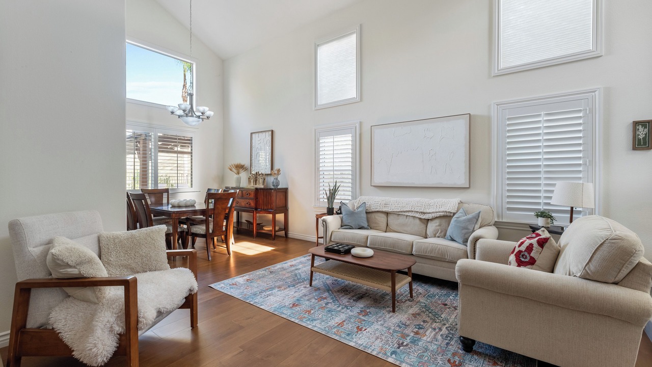 Photo of Livingroom in Santa Clarita