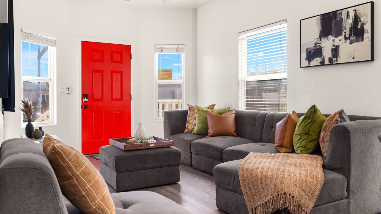 Photo of Livingroom in Roseville - Fleet Ridge