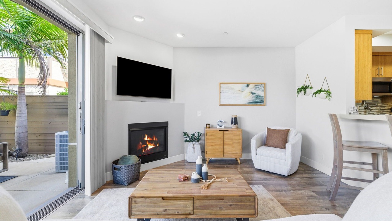 Photo of Livingroom in Crown Point