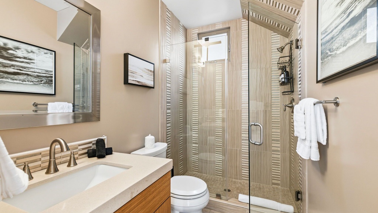Photo of Bathroom in Crown Point