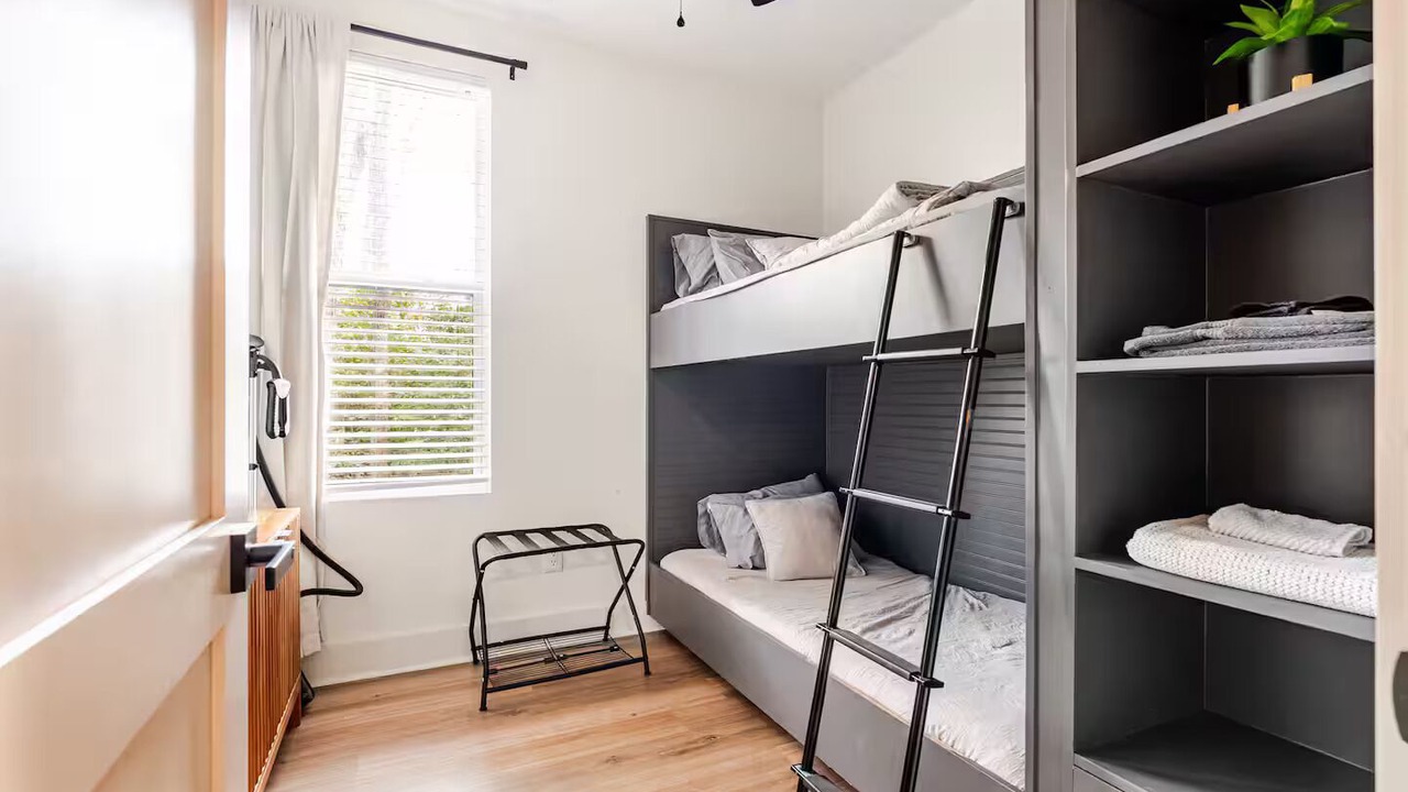 Photo of Bedroom in Arrowood