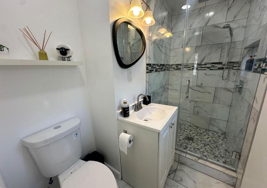 Photo of Bathroom in Lennox