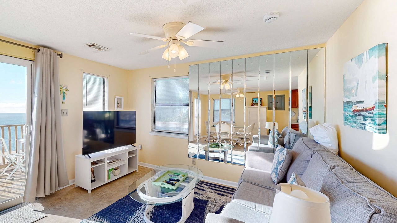 Photo of Livingroom in Indian Pass