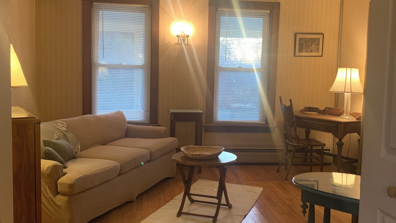 Photo of Livingroom in South Lee
