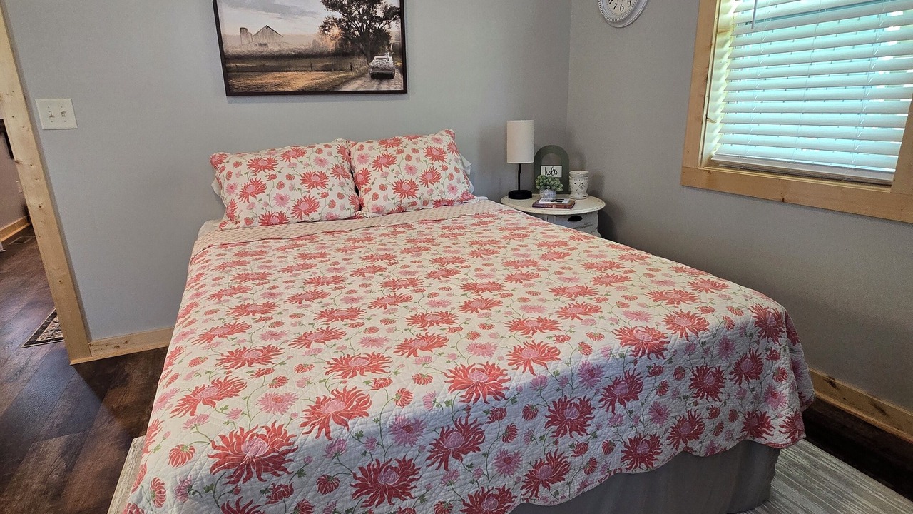 Photo of Bedroom in Stokes
