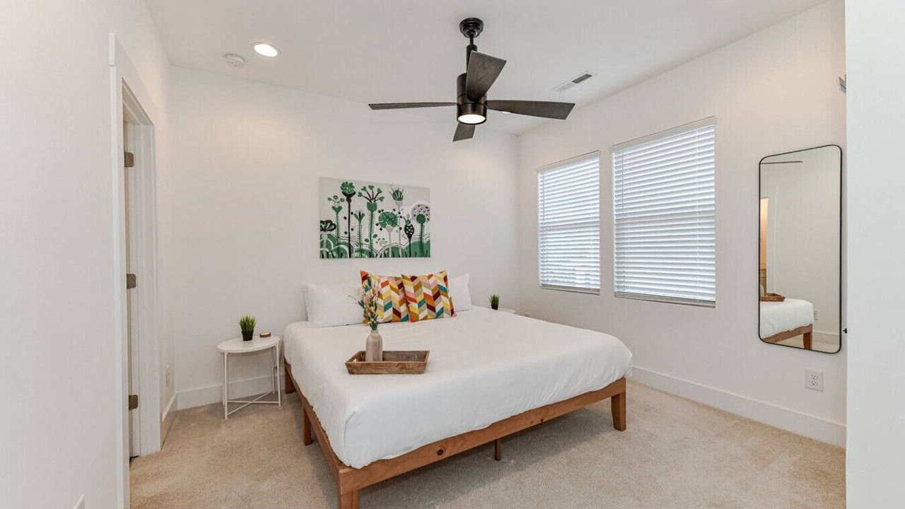 Photo of Bedroom in Plaza Midwood