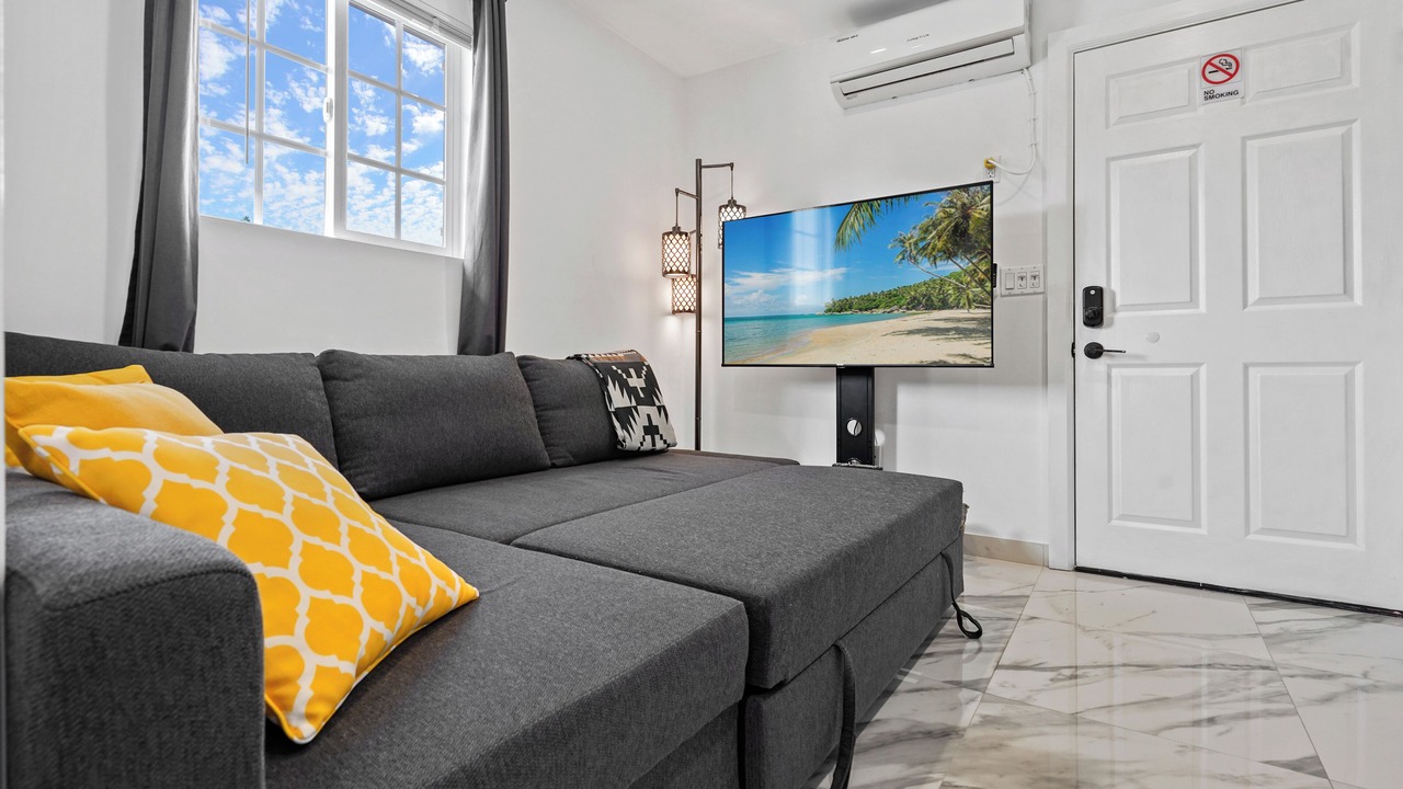 Photo of Livingroom in Lake Balboa