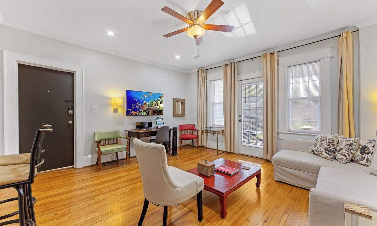 Photo of Livingroom in Dilworth