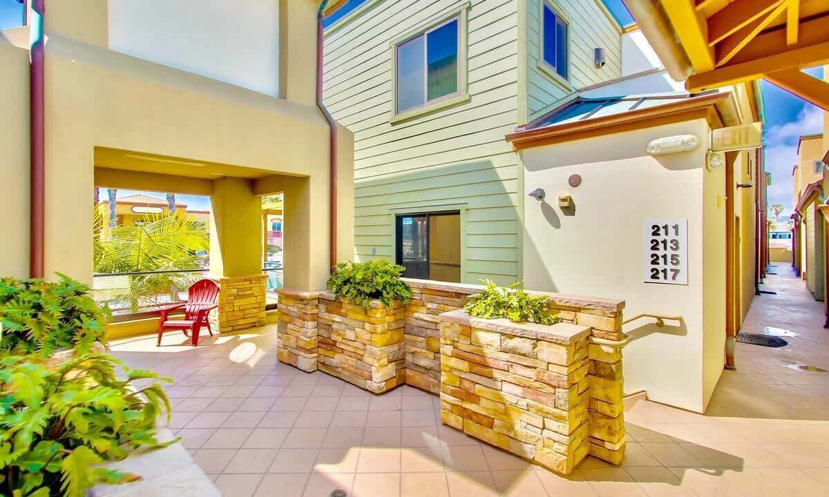 Photo of Patio Balcony in Crown Point