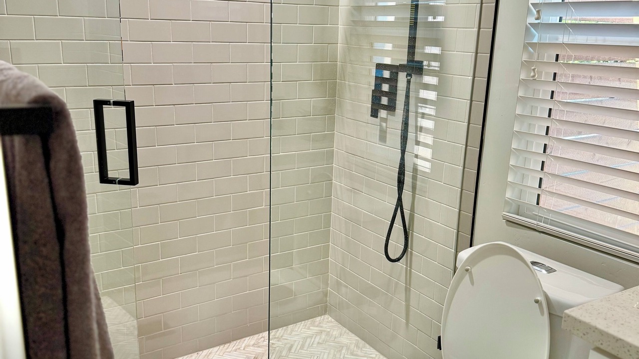 Photo of Bathroom in Rolando Village