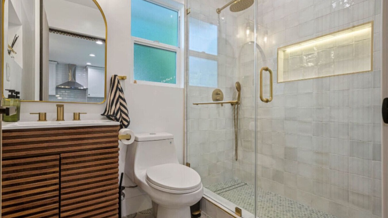 Photo of Bathroom in Lake Balboa