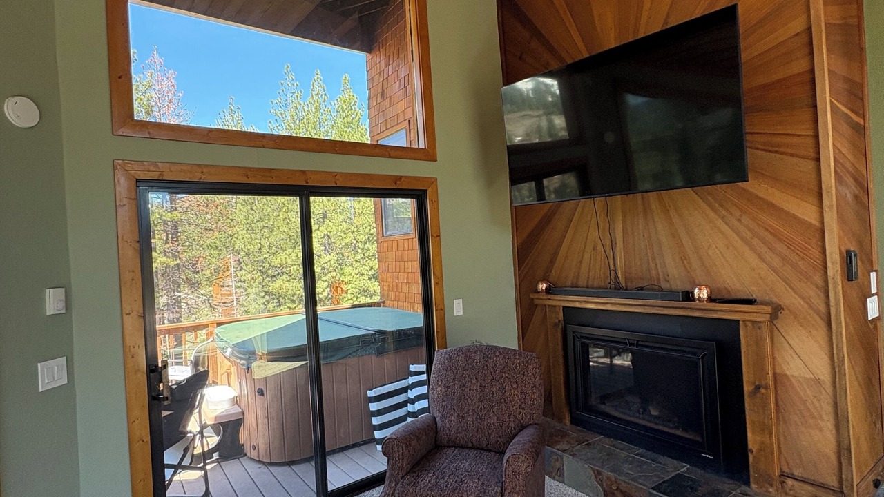 Photo of Livingroom in Alpine Meadows