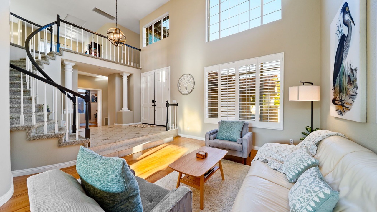 Photo of Livingroom in Rancho Bernardo