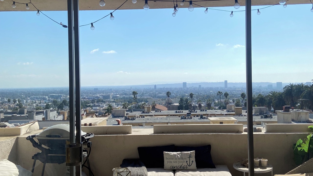 Photo of Others in Hollywood Hills