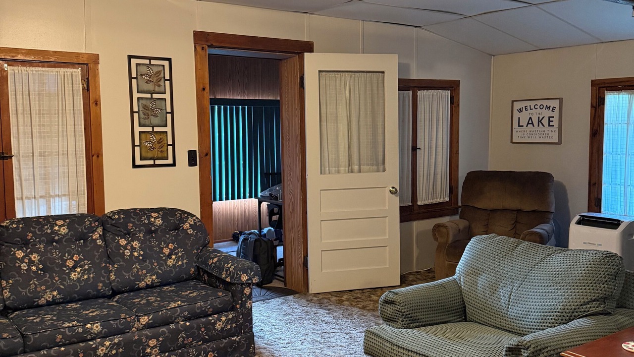 Photo of Livingroom in Prudenville