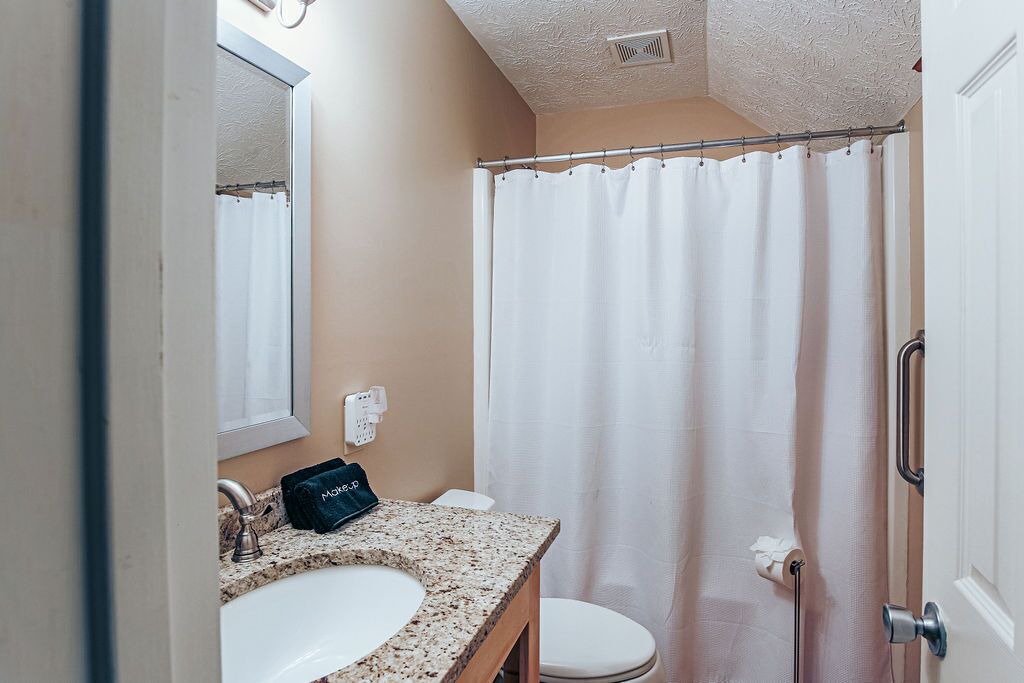 Photo of Bathroom in Wintergreen
