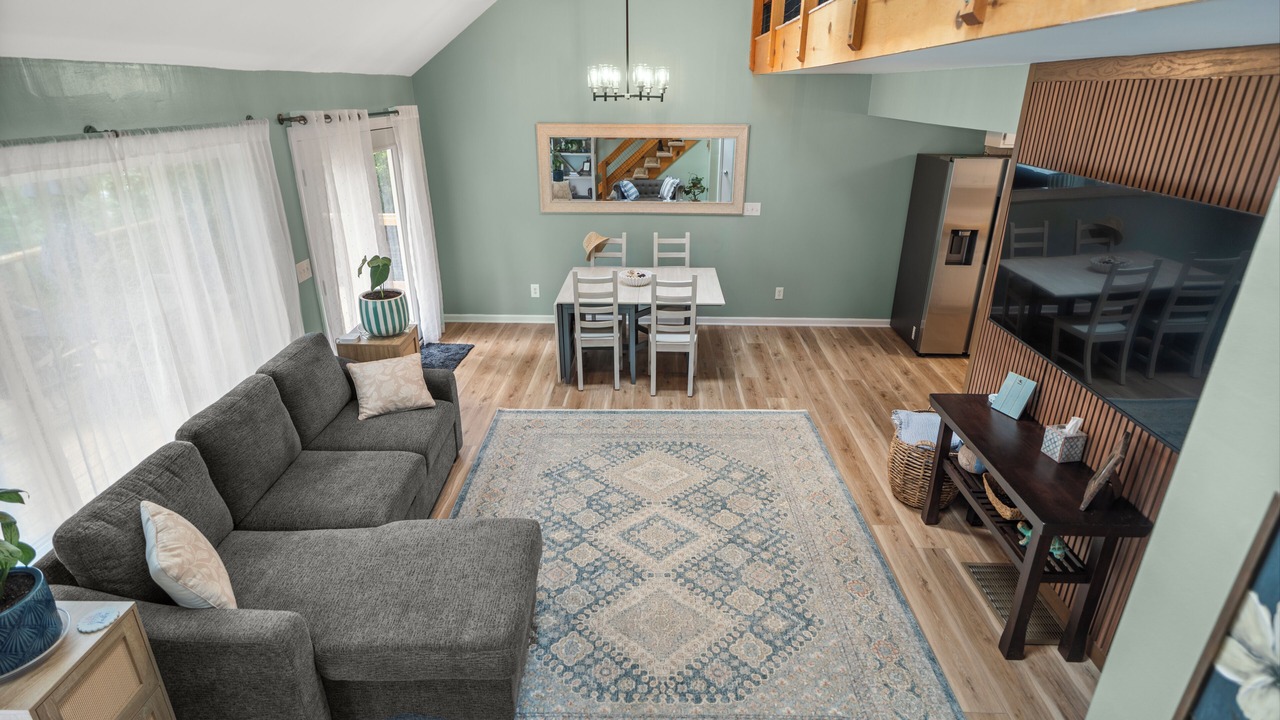 Photo of Livingroom in Southmont