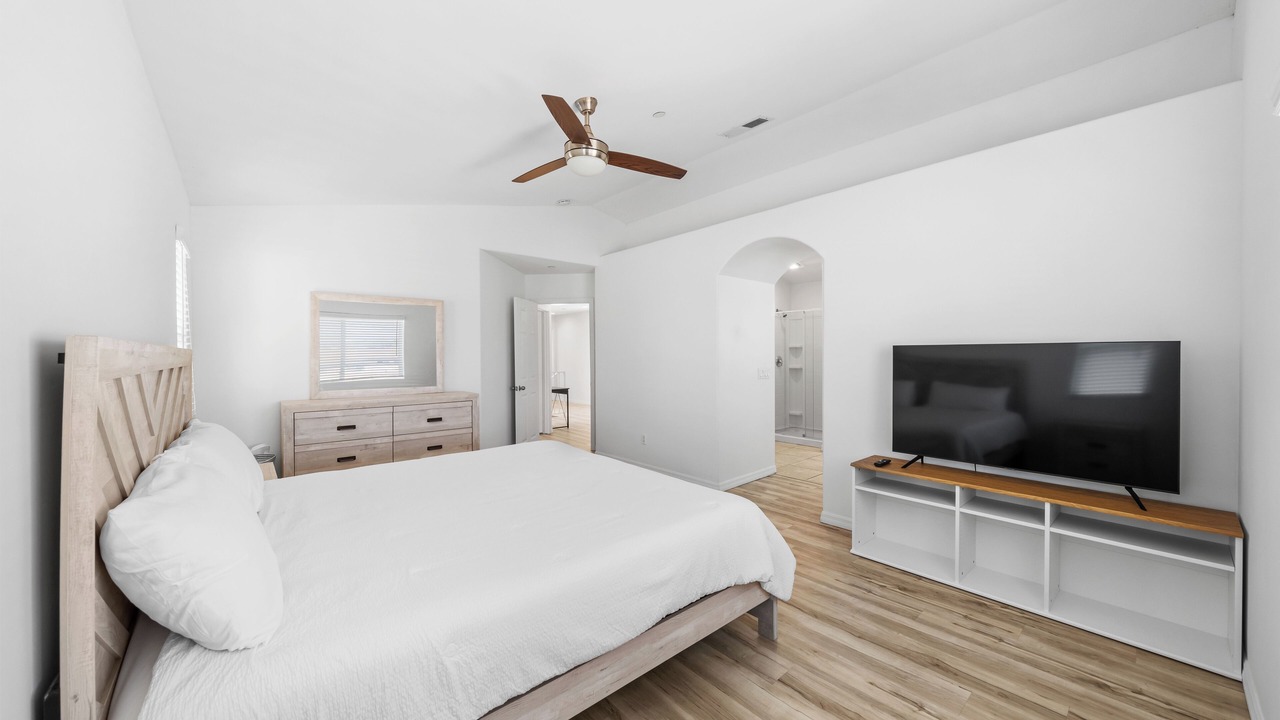 Photo of Bedroom in Lincoln Acres