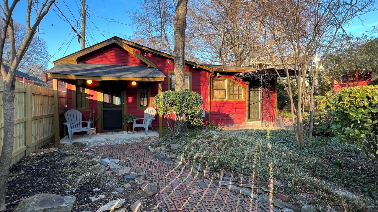Photo of Outdoor in Plaza Midwood