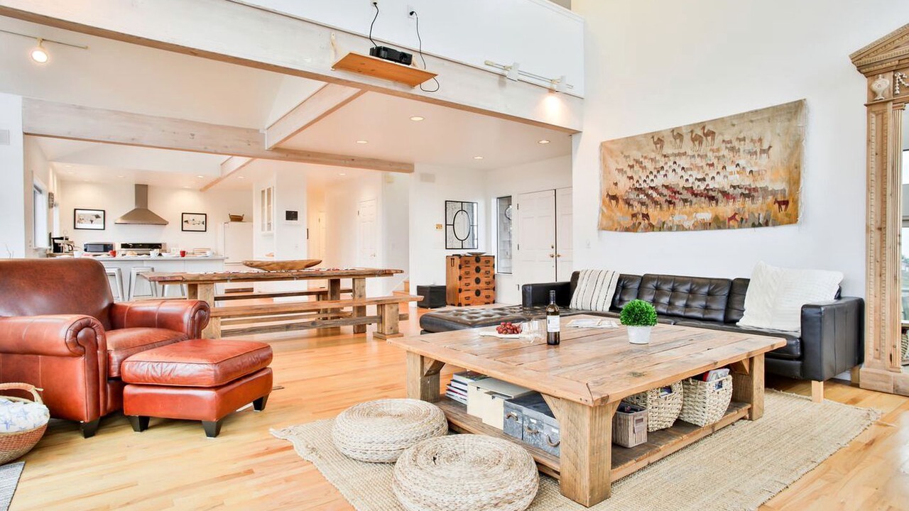 Photo of Livingroom in Dillon Beach