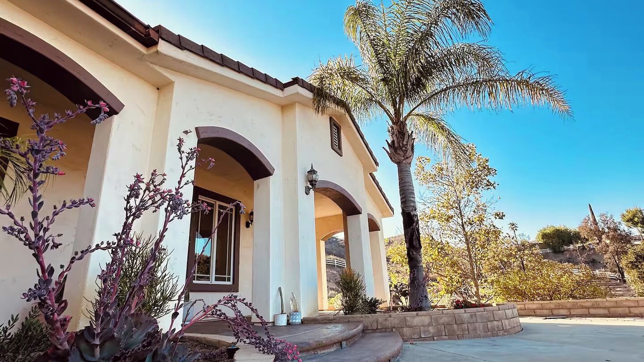 Photo of Outdoor in Val Verde