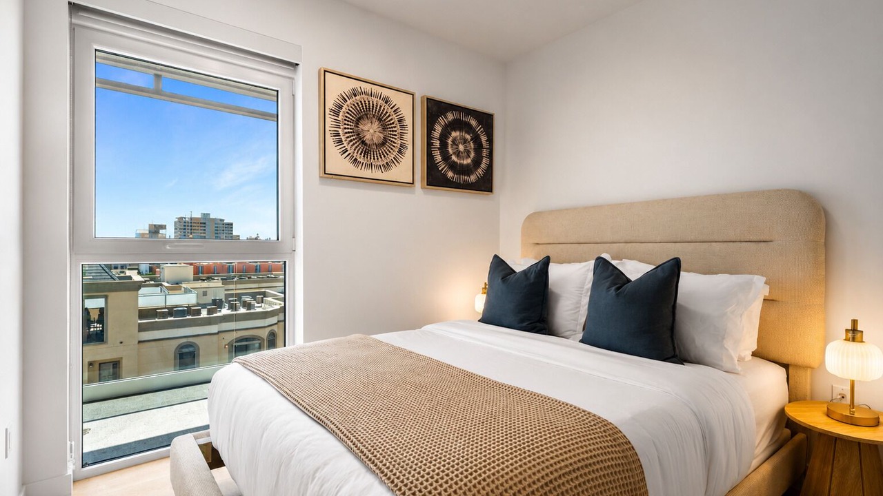 Photo of Bedroom in Downtown