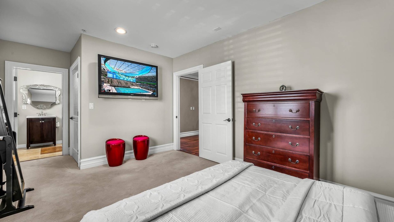 Photo of Bathroom in Woodland Hills