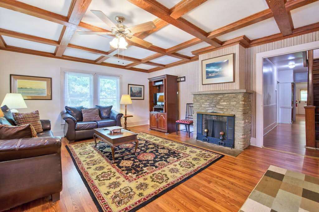 Photo of Livingroom in Lake Junaluska