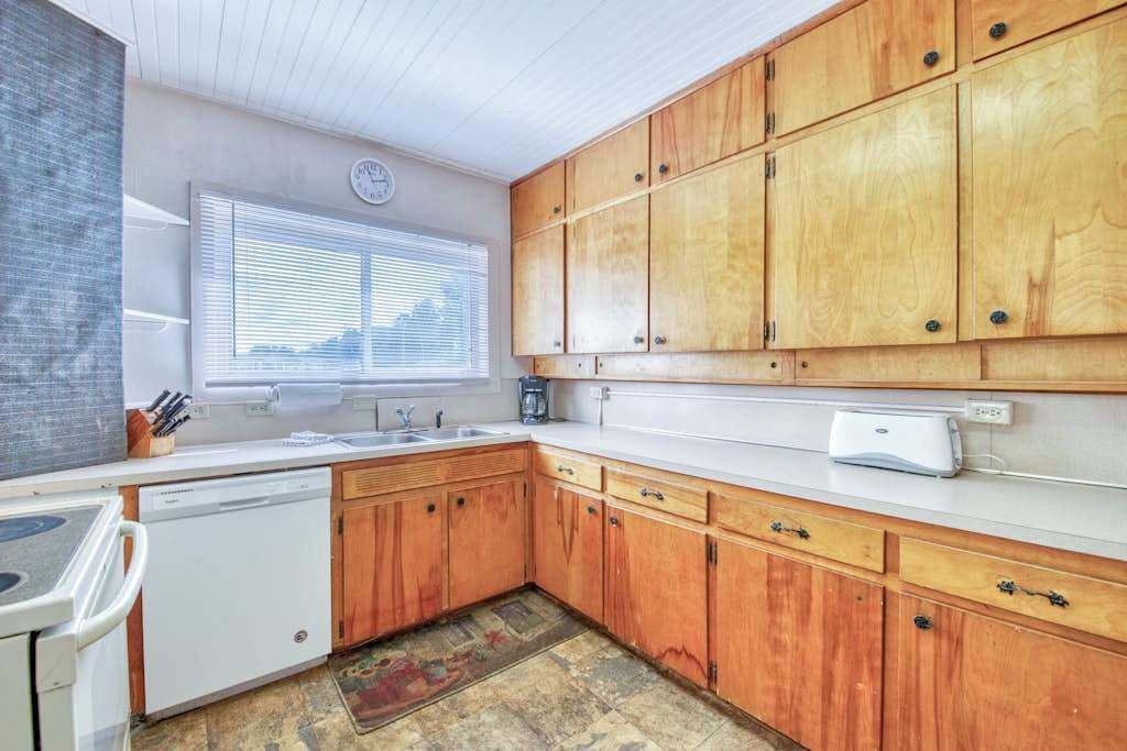 Photo of Kitchen in Lake Junaluska