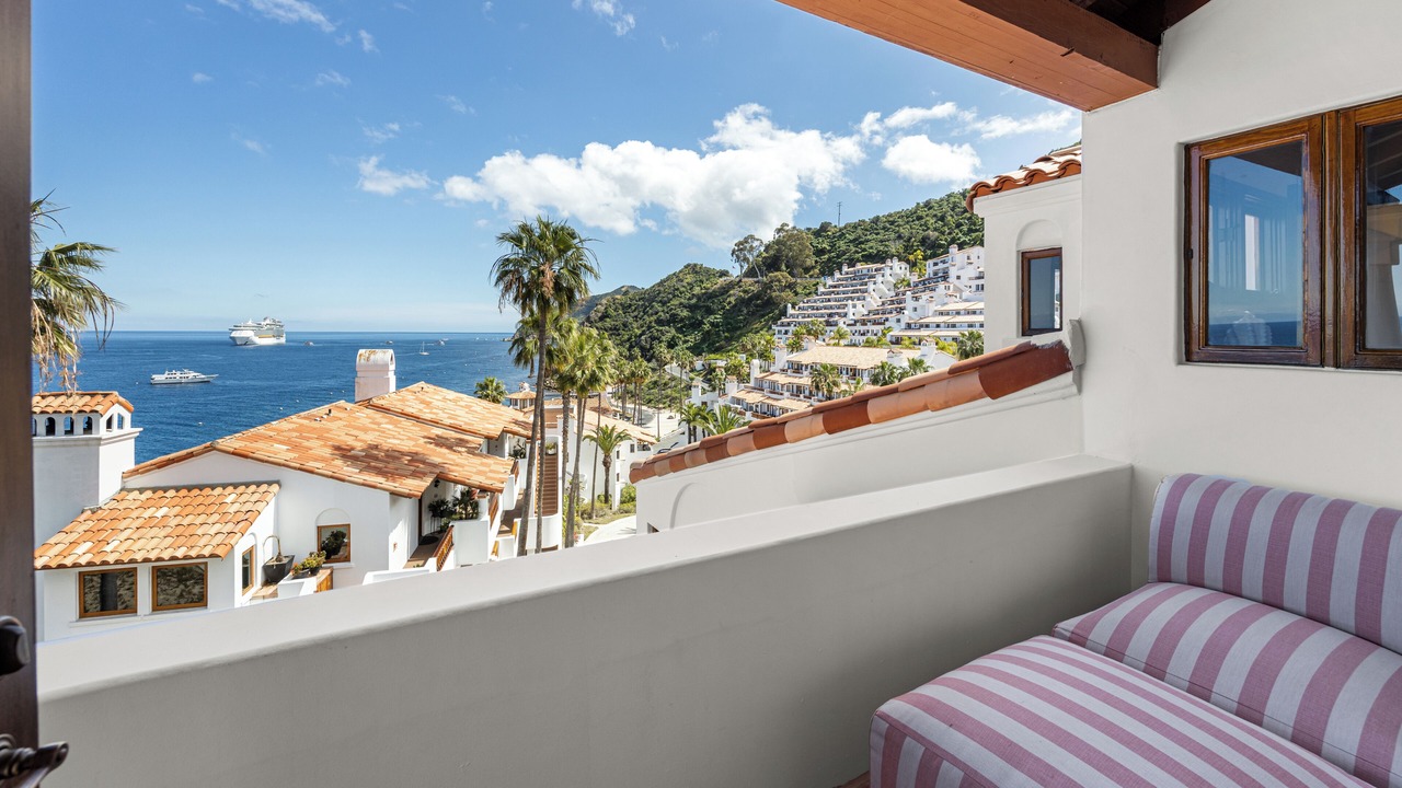 Photo of Patio Balcony in Avalon