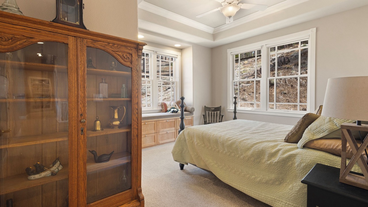 Photo of Bedroom in Lake Almanor West