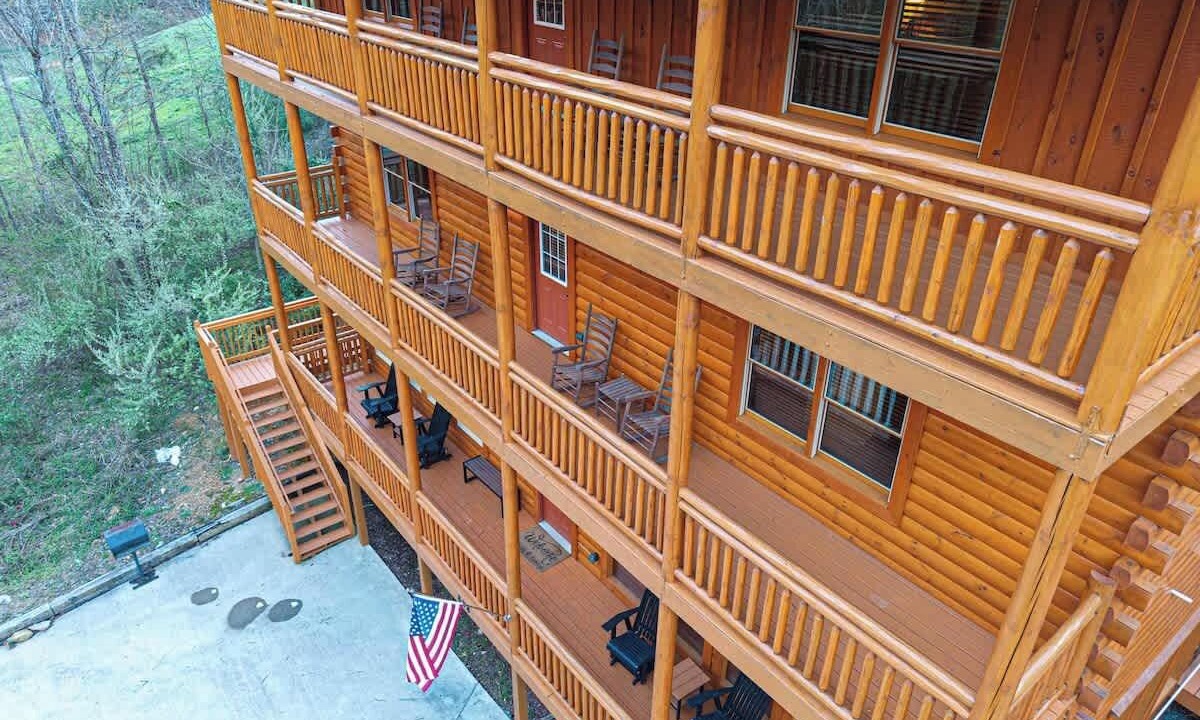 Photo of Others in Gatlinburg - Pigeon Forge