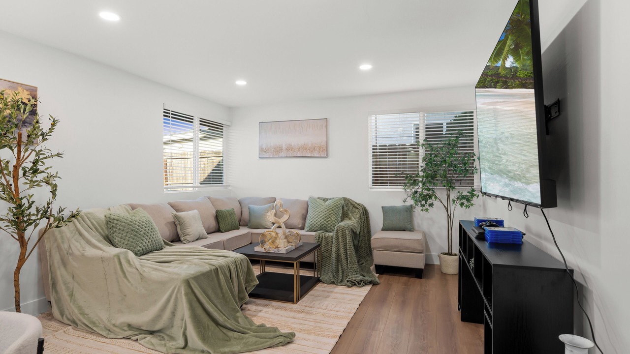 Photo of Livingroom in Rancho San Diego
