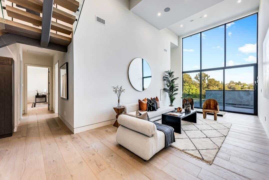 Photo of Livingroom in Malibu
