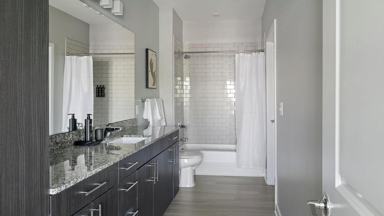Photo of Bathroom in Optimist Park