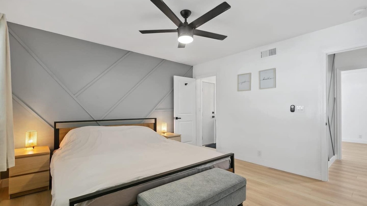 Photo of Bedroom in Lincoln Acres