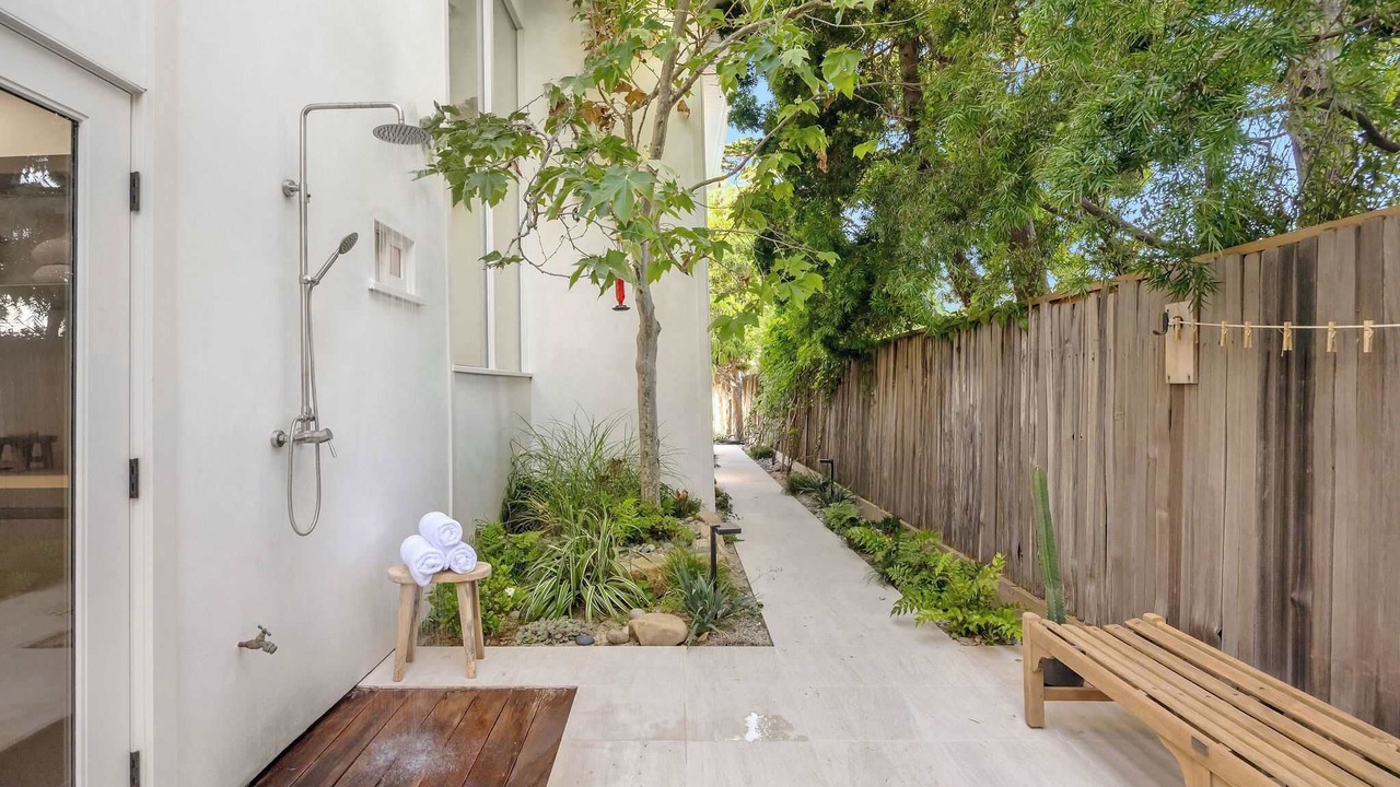 Photo of Outdoor in Eastern Malibu