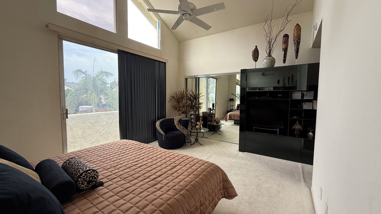 Photo of Bedroom in Reseda