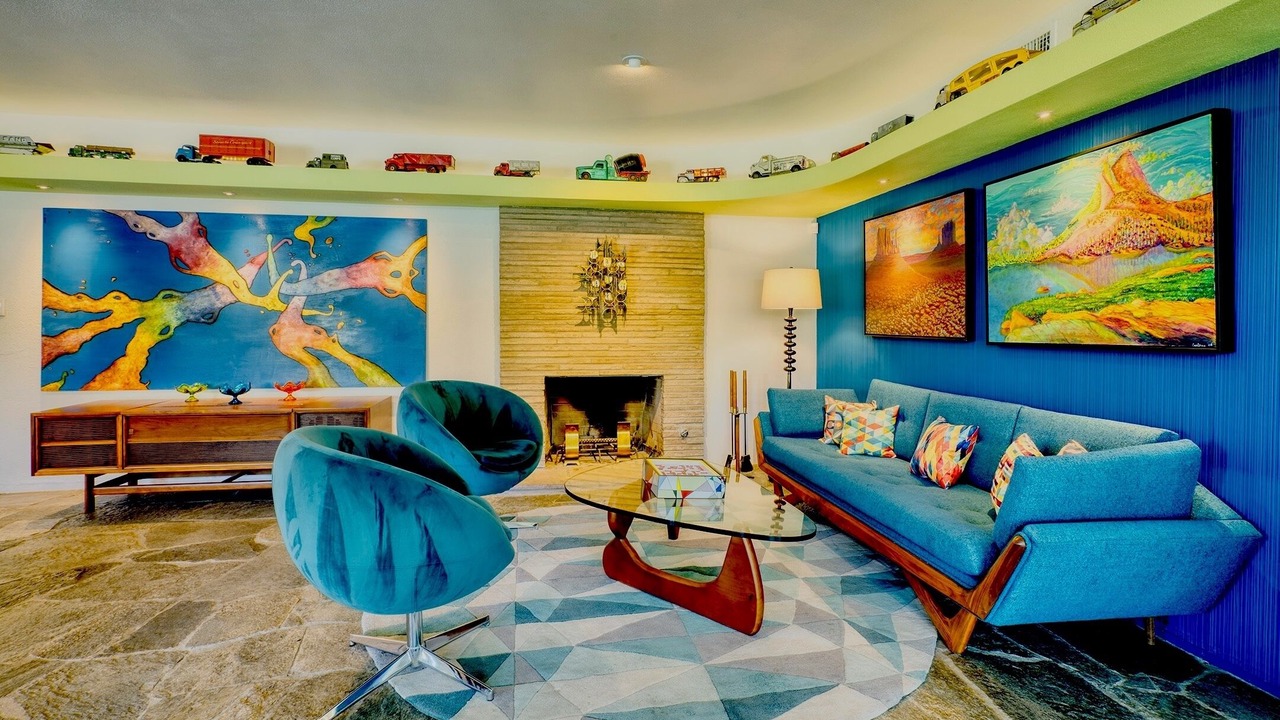 Photo of Livingroom in Deep Well Ranch