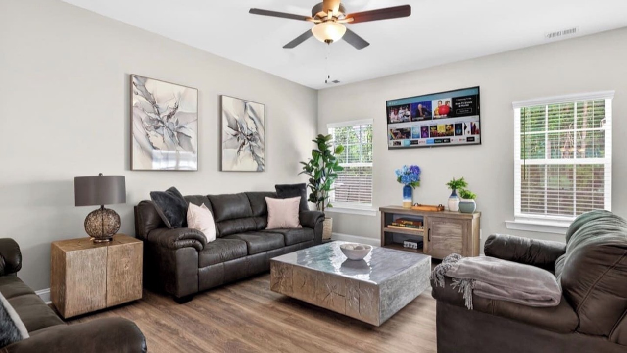 Photo of Livingroom in Harrisburg