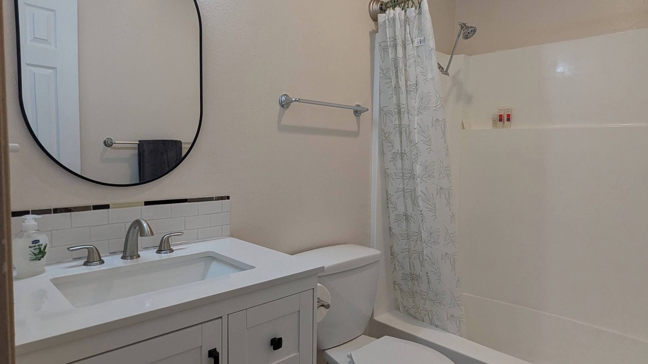 Photo of Bathroom in Grantville